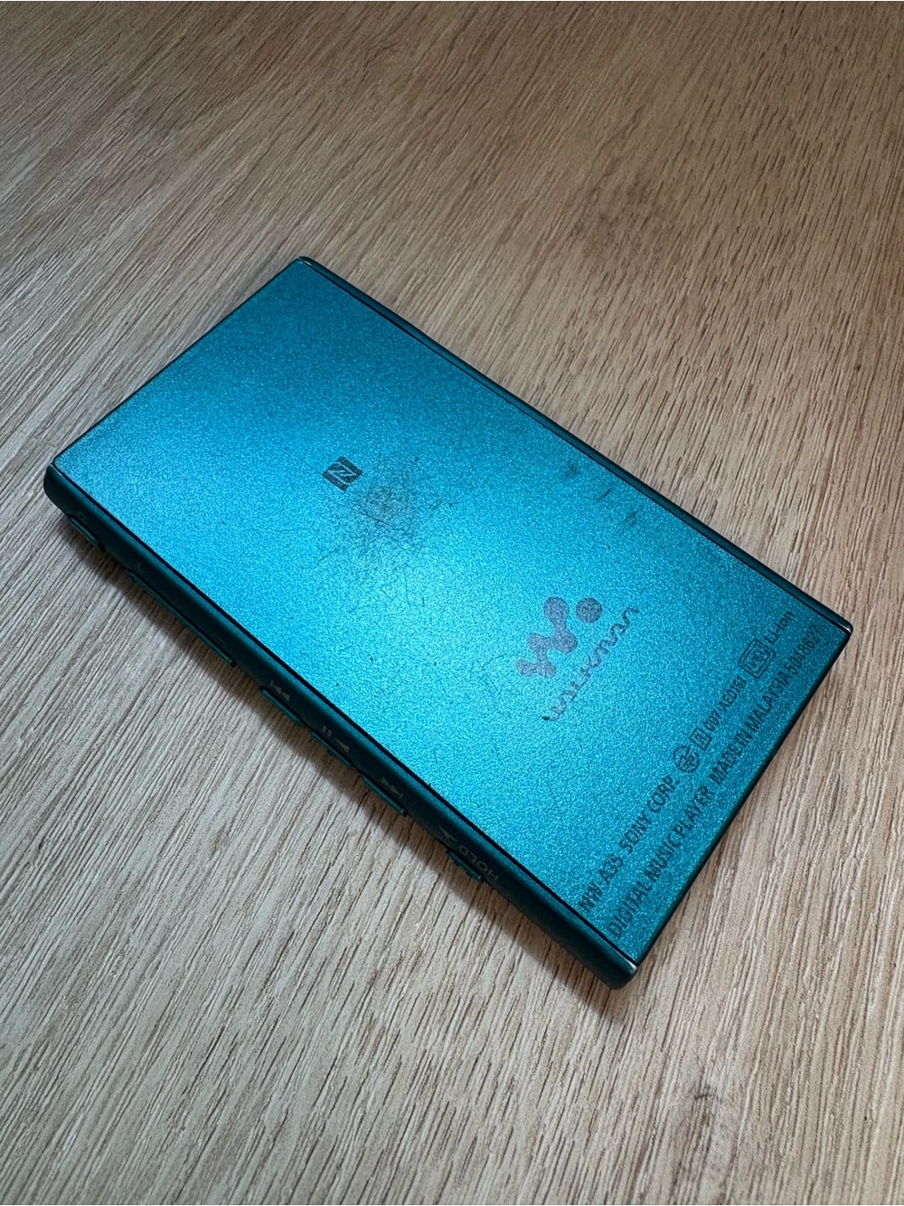 iPod Sony Walkman MP3 player - Picture 2 of 2